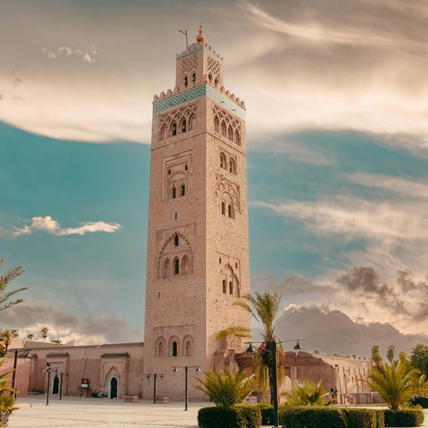 Marrakech : La Ville Rouge, entre Tradition et Modernité